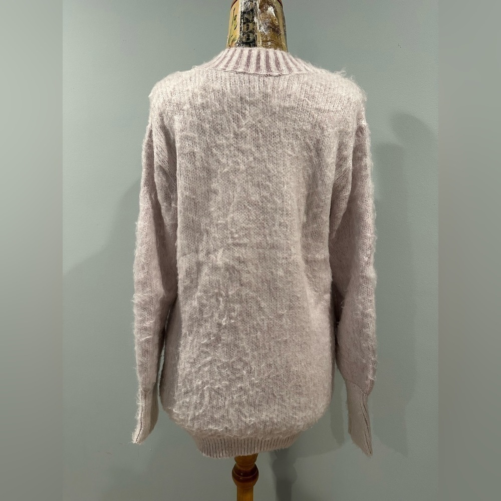 Express fuzzy purple oversized sweater - Picture 2 of 7